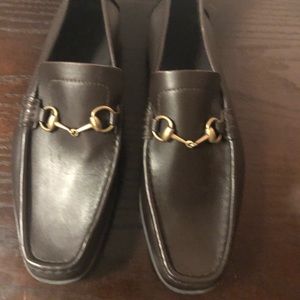 Dark brown Gucci men’s shoes